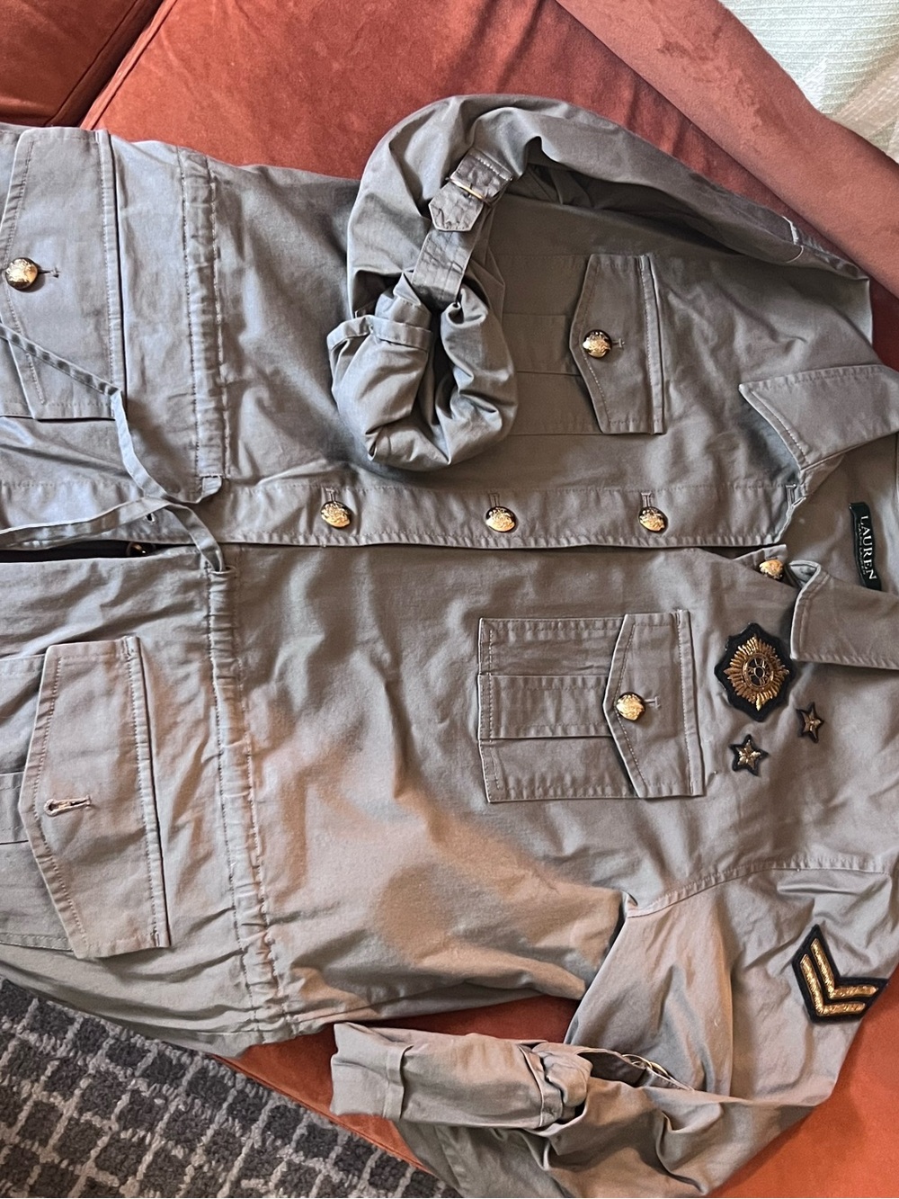 Military-Style Utility Jacket in khaki Green